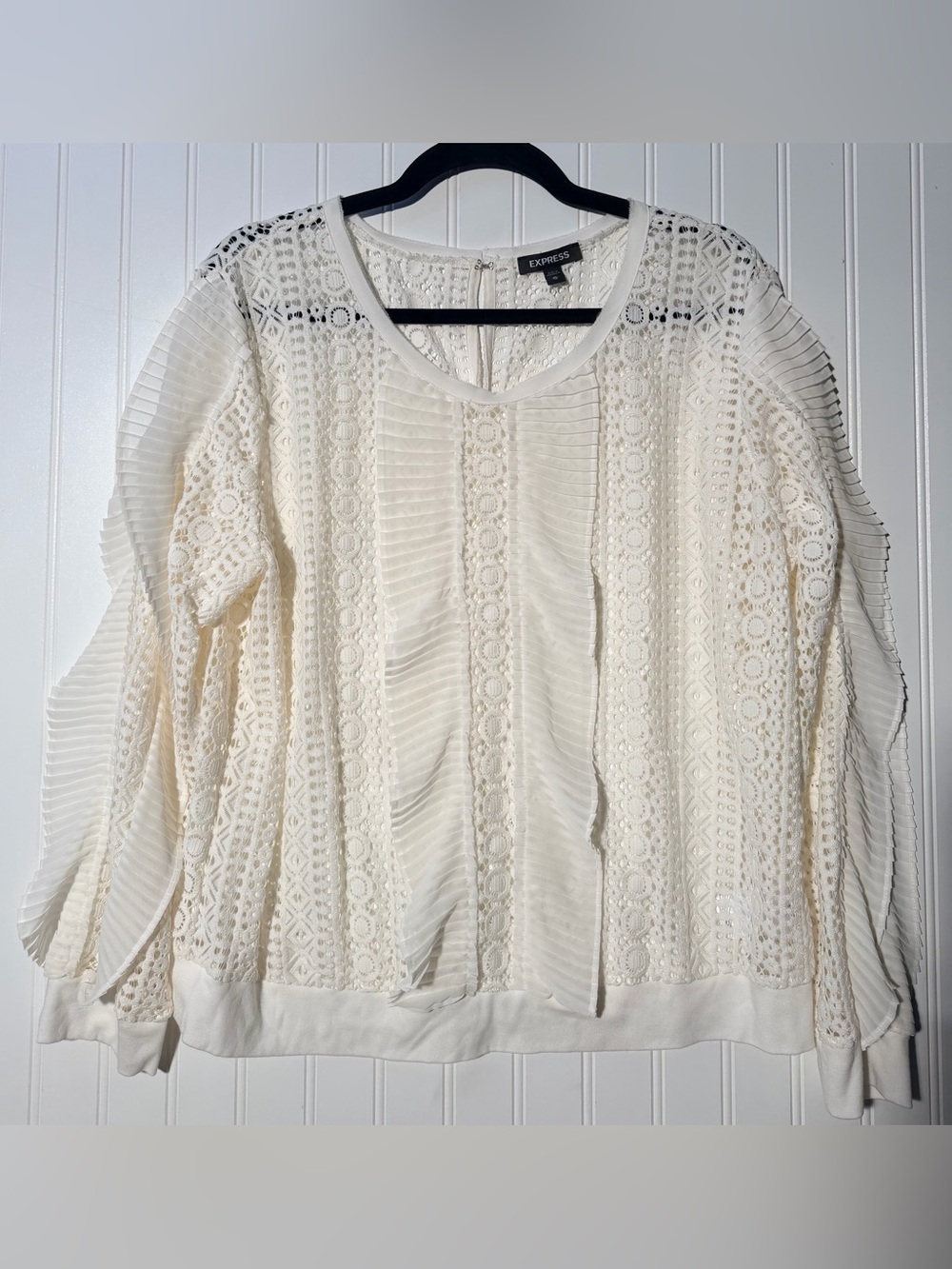 Express Cream Lace & Pleated Ruffle Romantic Blouse Ivory Women’s XL
